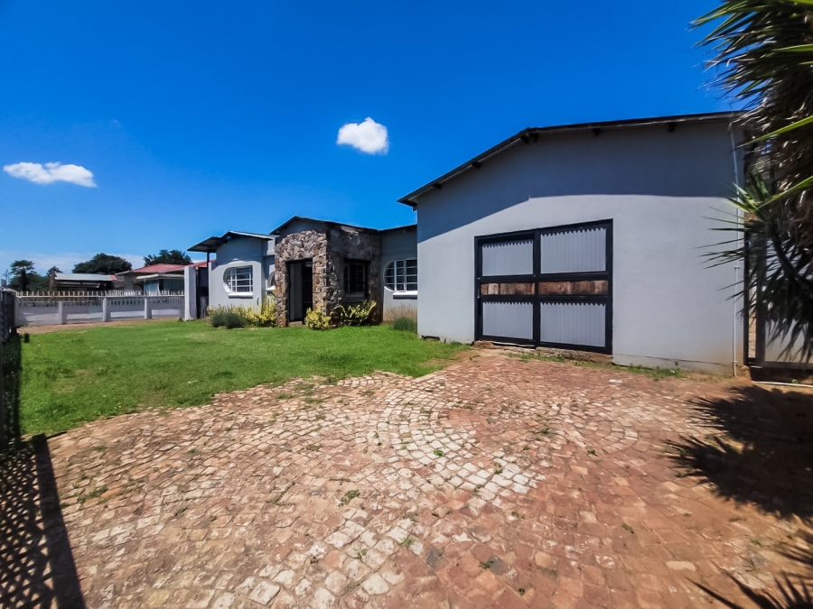 Commercial Property for Sale in Die Bult North West